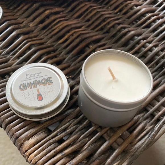 Edgewater candle - Picture 2 of 2